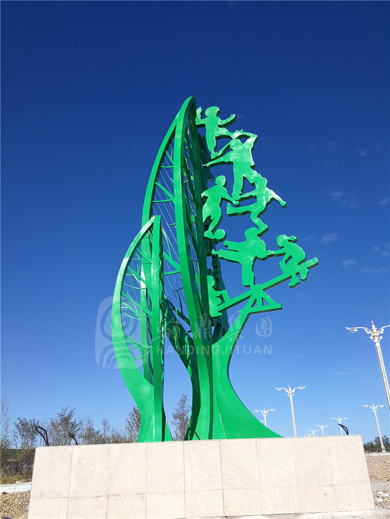 生命之树，高8m，材质：不锈钢，位于：阿荣旗.jpg